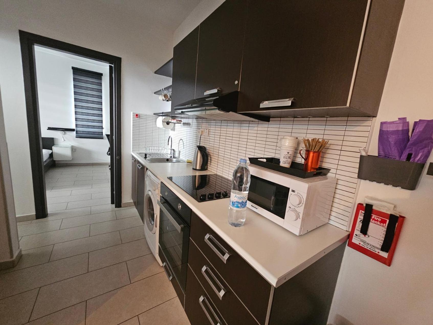 Nina Court Residence - University Of Cyprus - Aglantzia Екстер'єр фото